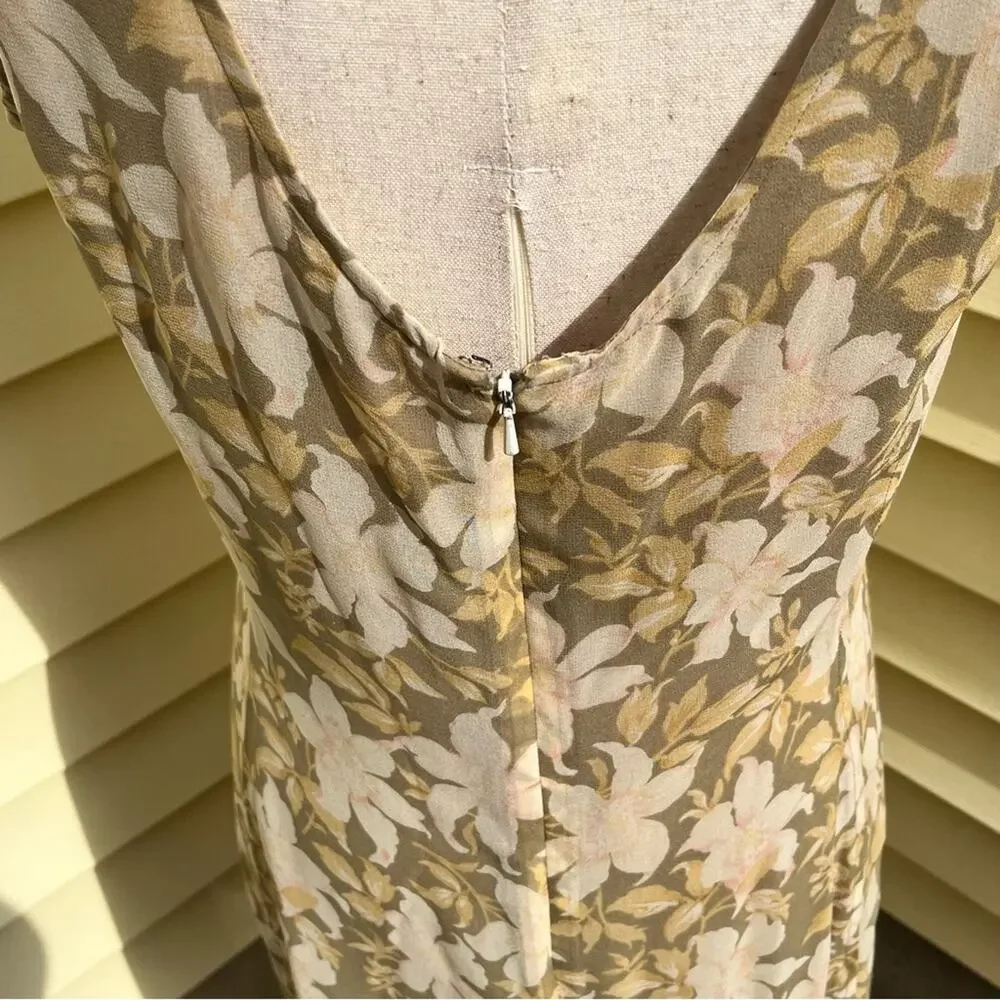 Banana Republic Silk Floral Dress Cottagecore Romantic Women's 8 Vintage 90s - Picture 4 of 5